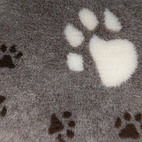 Foxy Fur -makuualusta thermo ruskea tassu | eri kokoja